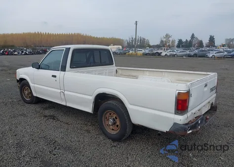 1988 Mazda B2200 Long Bed из США, поврежденный, VIN JM2UF2139J0302436